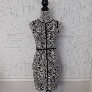 Ann Taylor Black and White Sleeveless Sheath Mini Dress